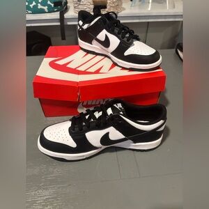 Nike Classic Black and White Low-Tops